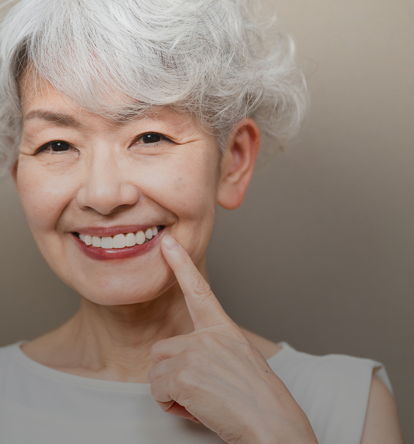 Couronne et pont sur dents naturelles et implants Couronne et pont sur dents naturelles et implants : pour une dentition solide et esthétique